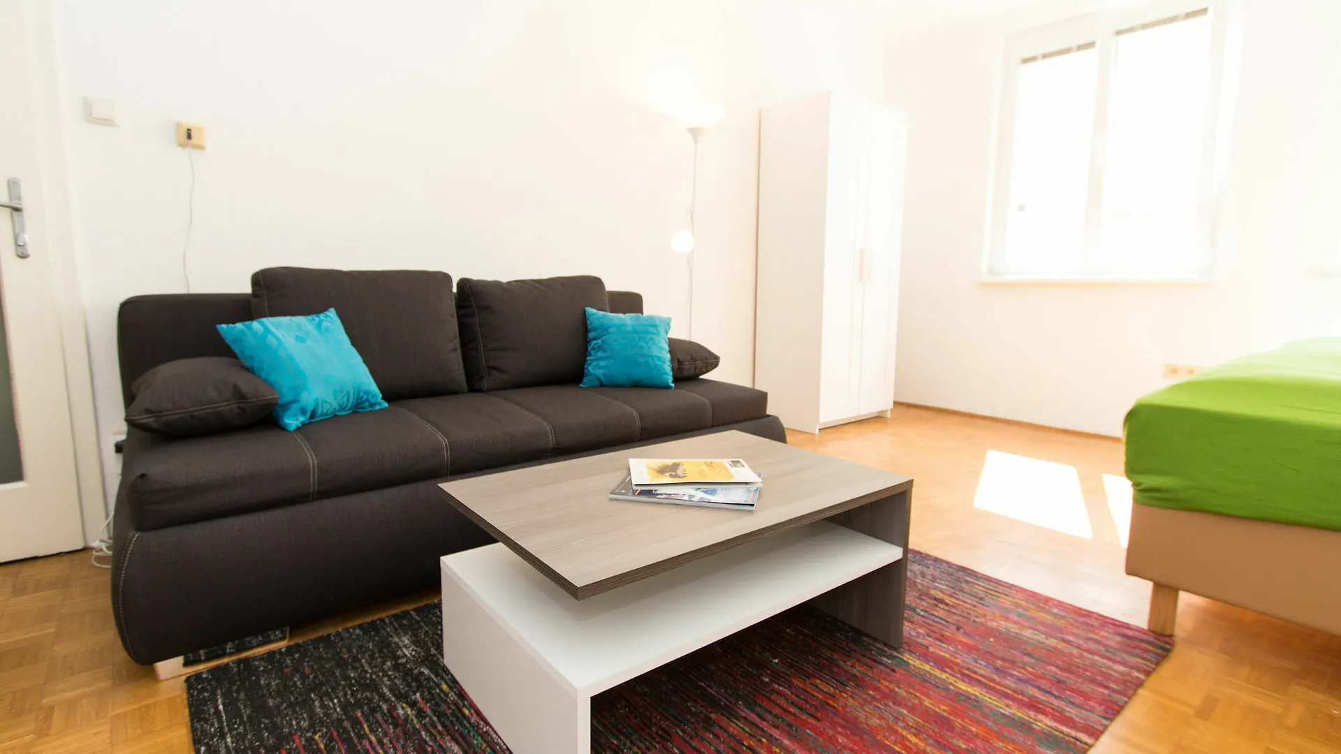 Checkvienna - Jenullgasse Apartment  Vienna